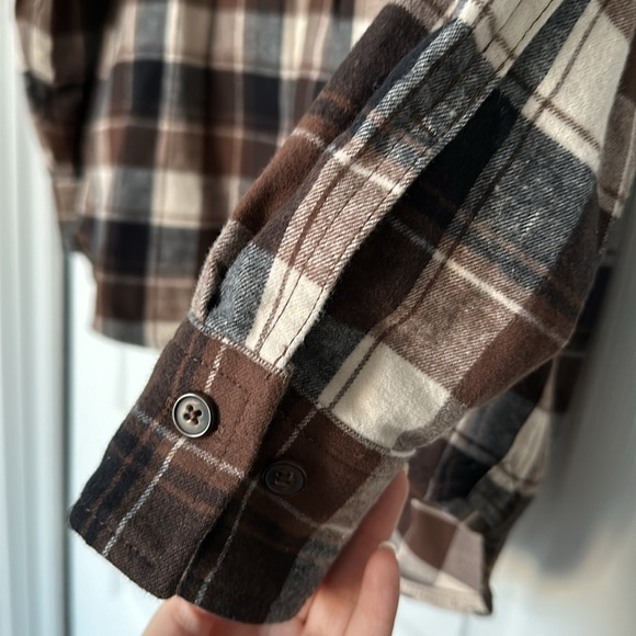 The Group by Babaton Bricker Button-Up - Picture 6 of 8